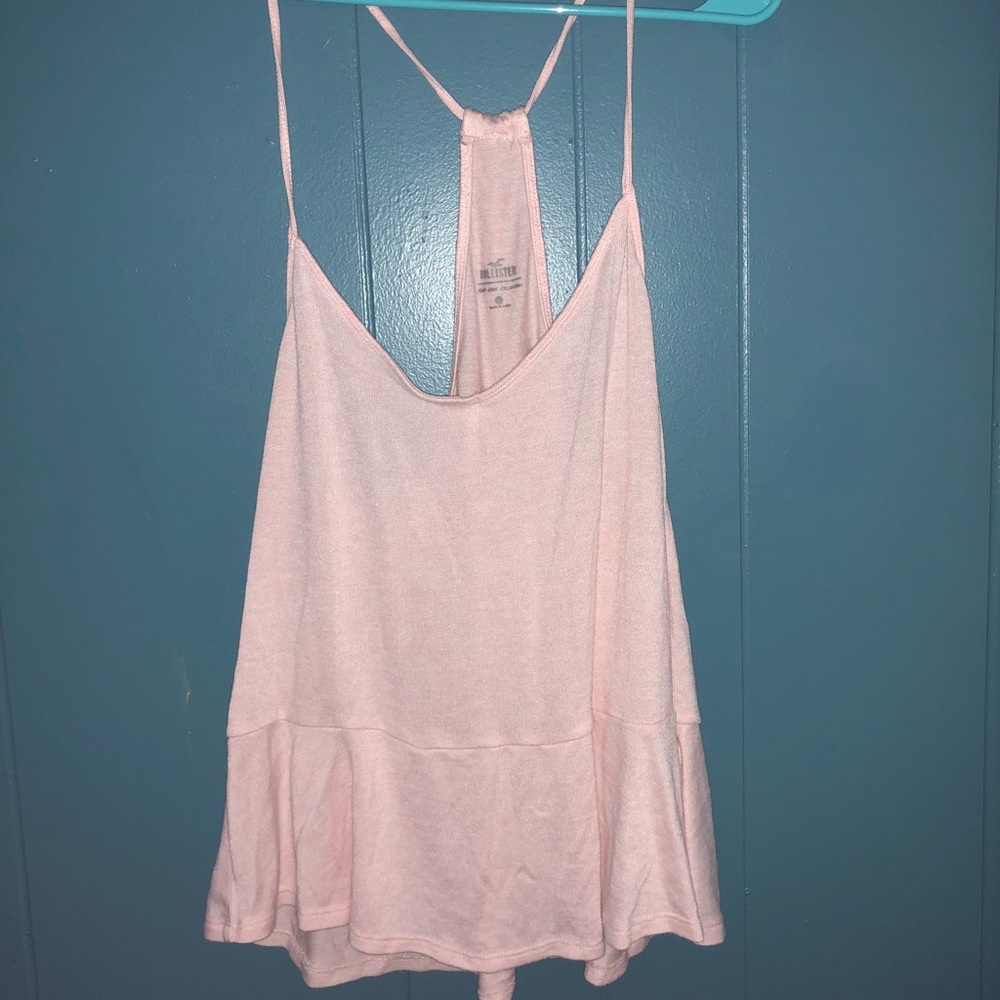 Hollister sleeveless shirt